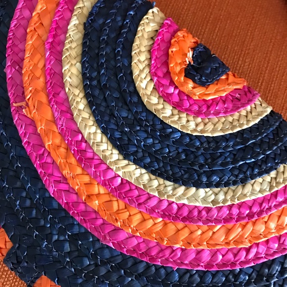 Stripe Straw envelope clutch in Pink/ Navy - Picture 2 of 8